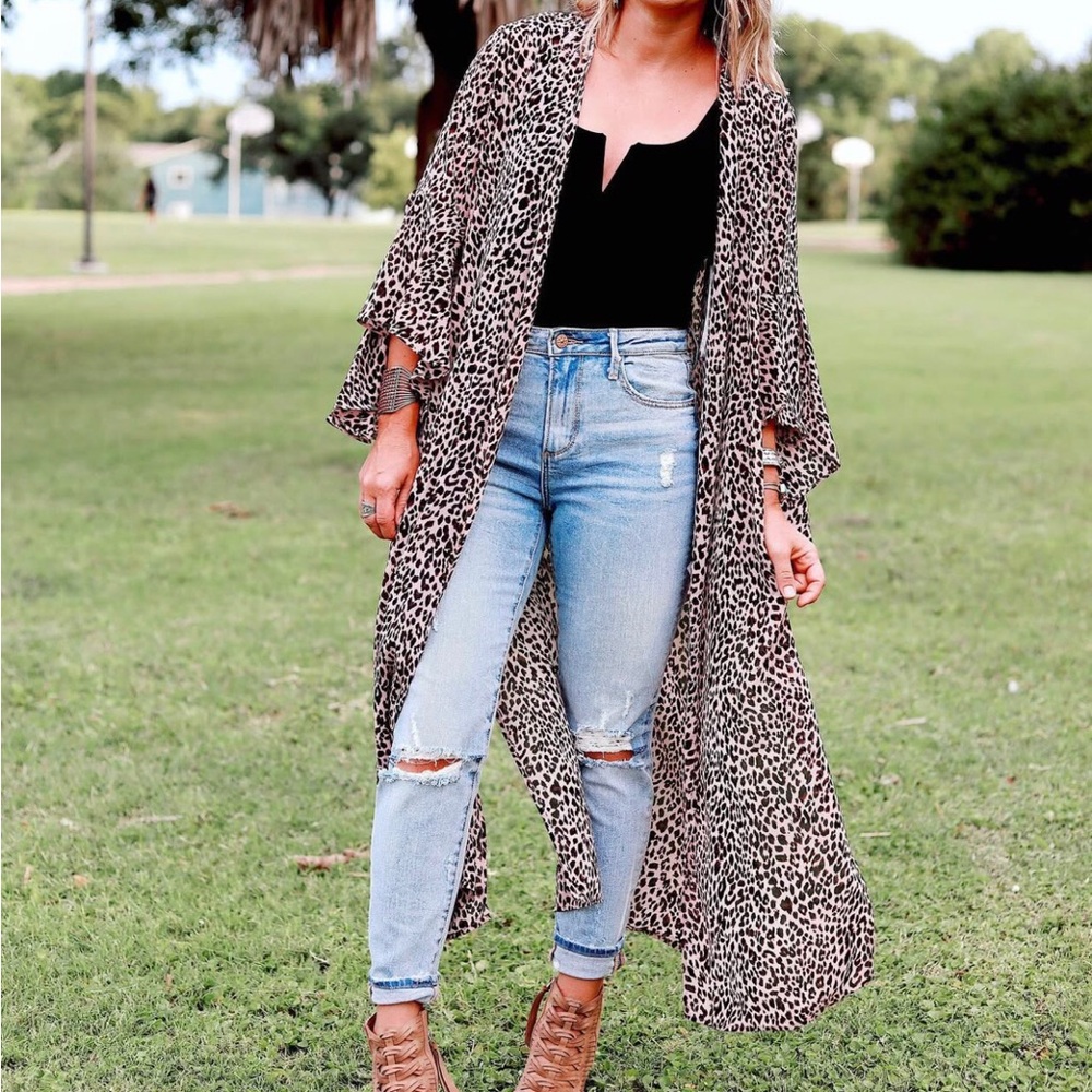 Leopard print duster